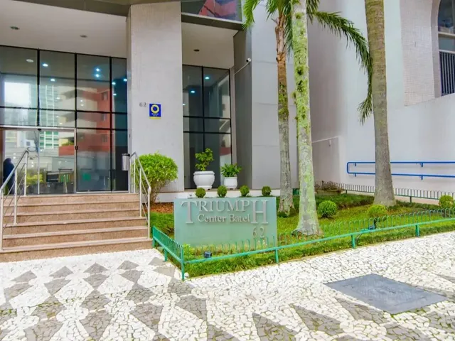 Sala à venda, no bairro Batel em Curitiba