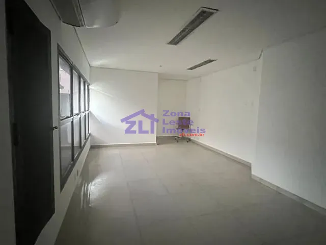 Sala à venda, no bairro Vila Carrão em São Paulo