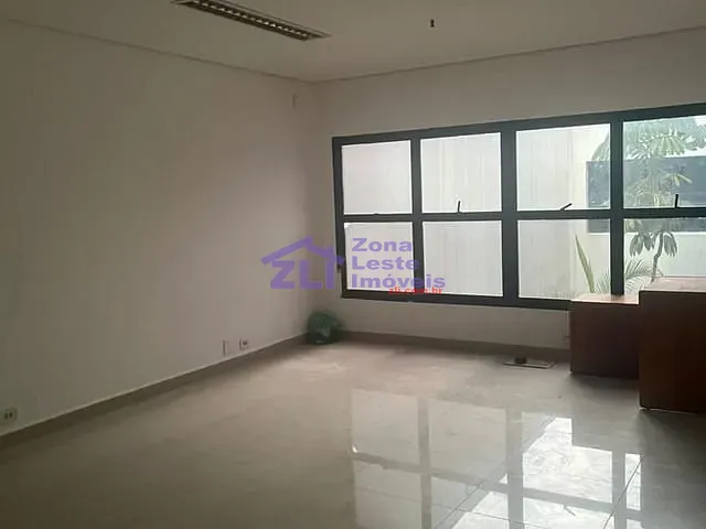 Sala à venda, no bairro Vila Carrão em São Paulo