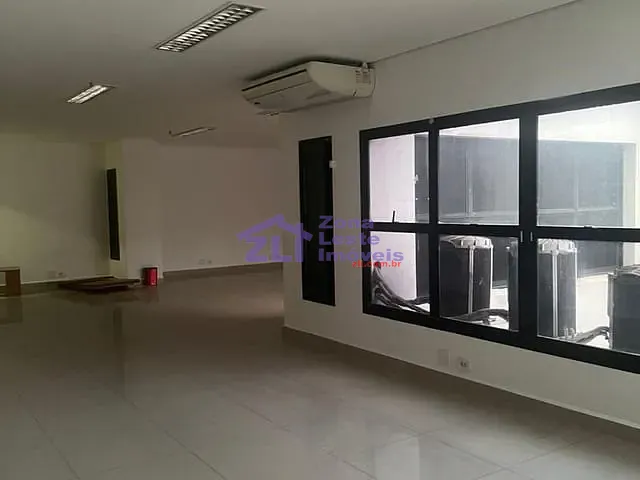 Sala à venda, no bairro Vila Carrão em São Paulo