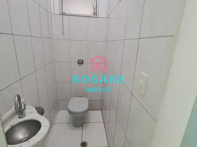 Sala com 65m², para alugar, no bairro Vila Adyana em São José dos Campos