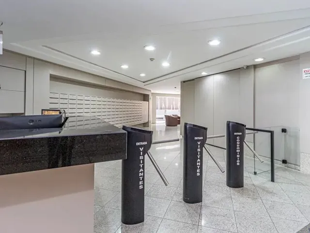Sala à venda, no bairro Batel em Curitiba