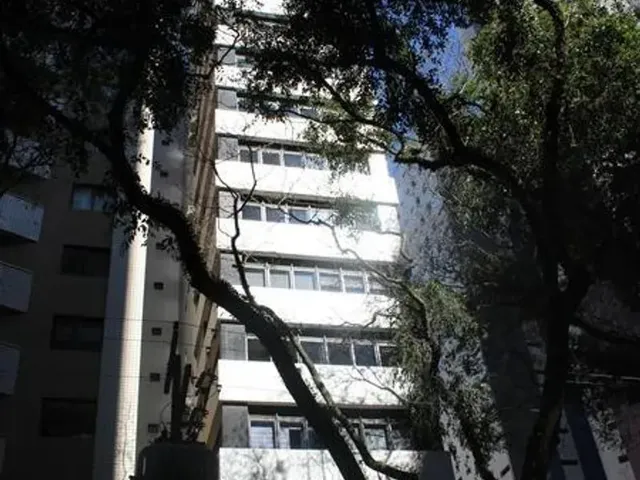 Sala para alugar, no bairro Mercês em Curitiba