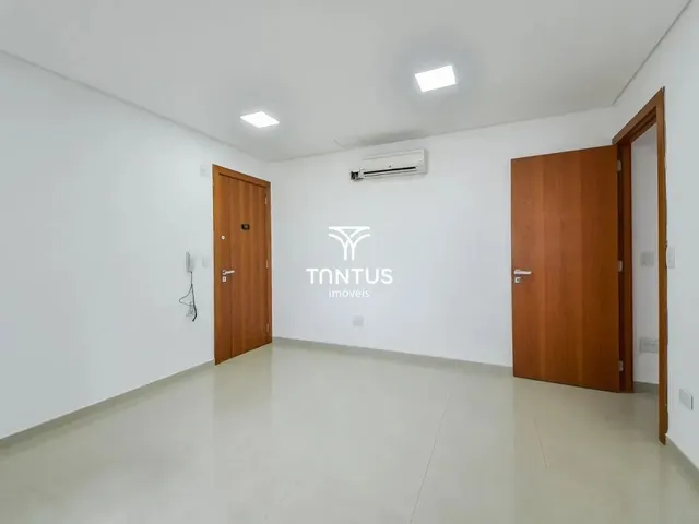 Sala à venda, no bairro Batel em Curitiba