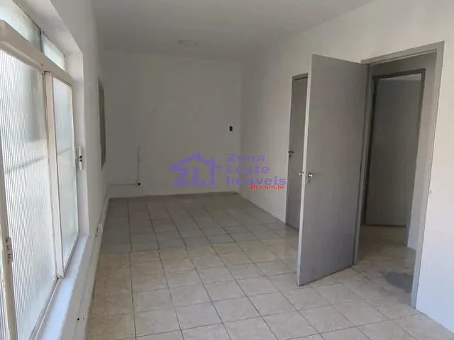Sala com 90m², para alugar, no bairro Vila Nova Manchester em São Paulo