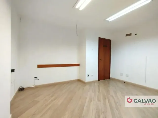 Sala para alugar, no bairro Centro em Curitiba
