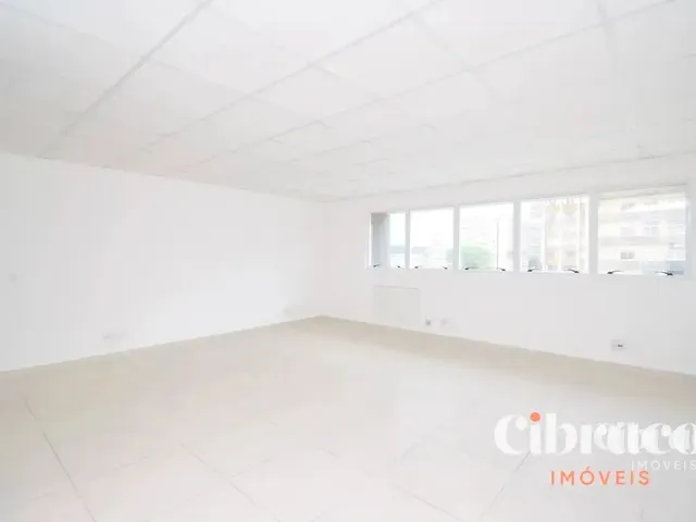 Sala à venda, no bairro Centro Cívico em Curitiba