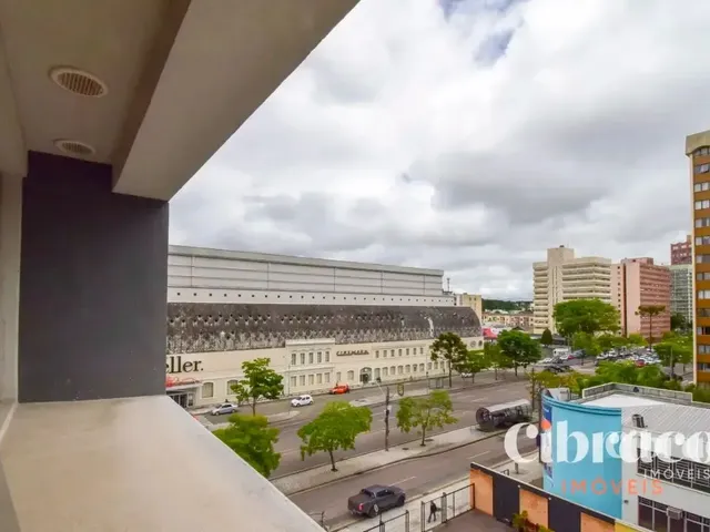 Sala à venda, no bairro Centro Cívico em Curitiba