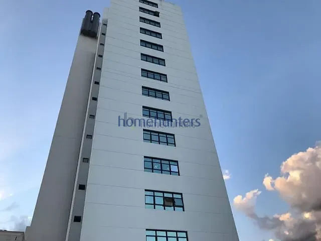Laje com 340m², para alugar, no bairro Vila Brandina em Campinas