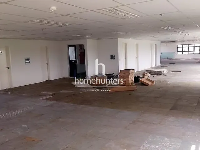 Laje com 340m², para alugar, no bairro Vila Brandina em Campinas