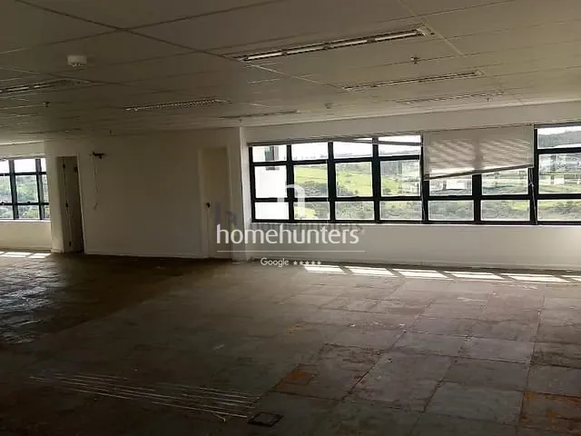 Laje com 340m², para alugar, no bairro Vila Brandina em Campinas