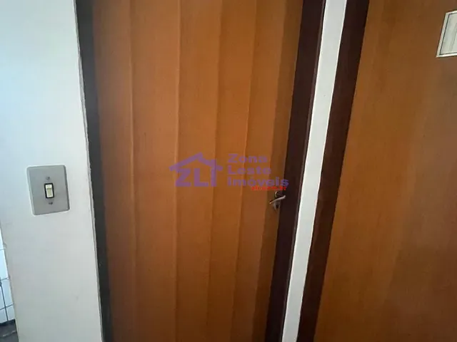 Sala para alugar, no bairro Vila Carrão em São Paulo