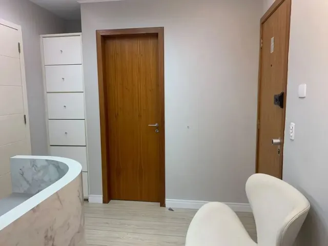 Sala para alugar, no bairro Centro em Curitiba