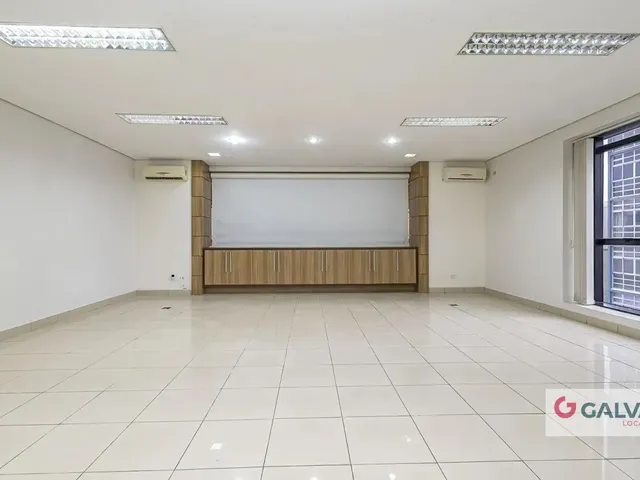 Sala para alugar, no bairro Centro em Curitiba