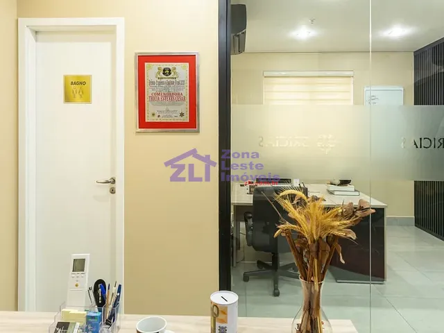 Sala com 42m², para alugar, no bairro Vila Carrão em São Paulo