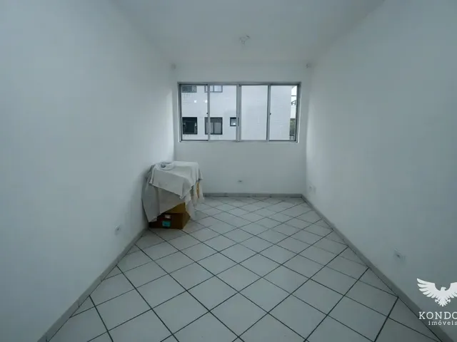 Sala à venda, no bairro Centro em Curitiba