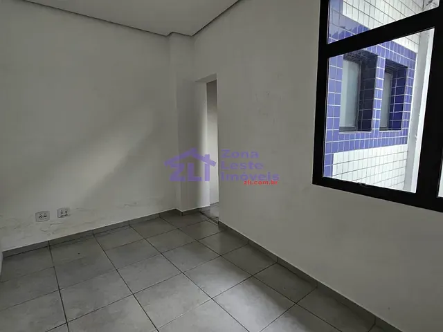 Sala com 150m², para alugar, no bairro Vila Marieta em São Paulo
