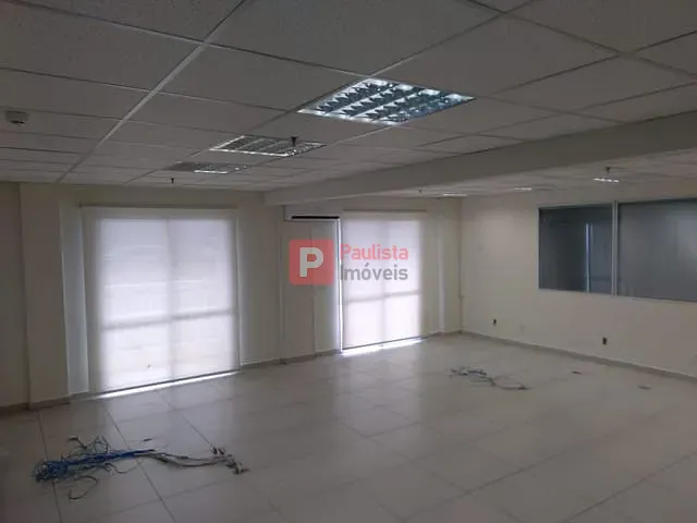 Sala com 150m², para alugar, no bairro Vila Almeida em São Paulo