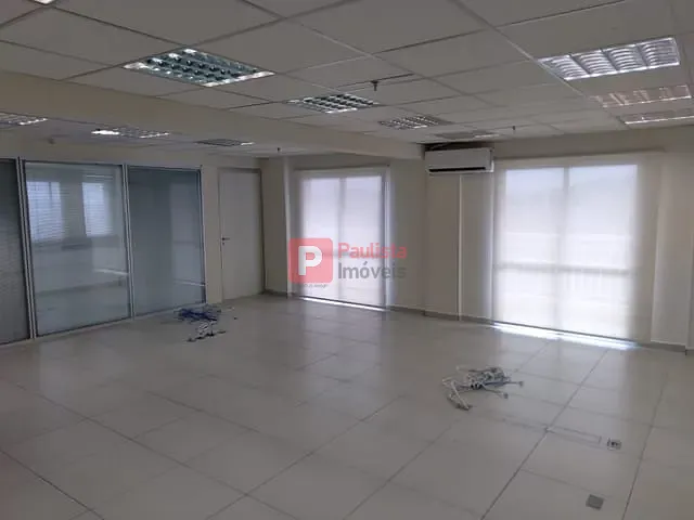 Sala com 150m², para alugar, no bairro Vila Almeida em São Paulo