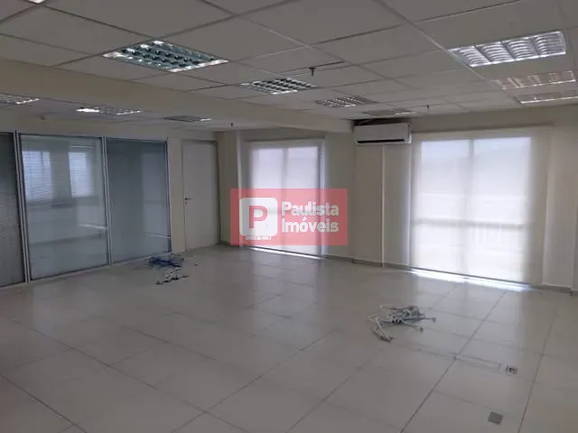 Sala com 150m², para alugar, no bairro Vila Almeida em São Paulo