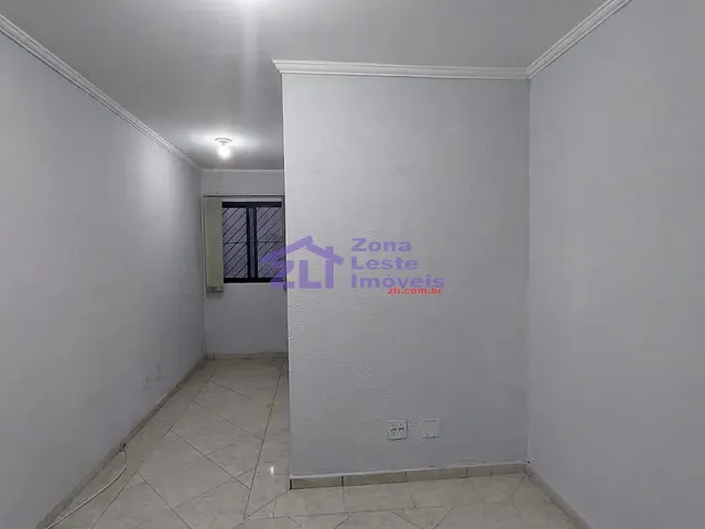 Sala para alugar, no bairro Sítio Pinheirinho em São Paulo