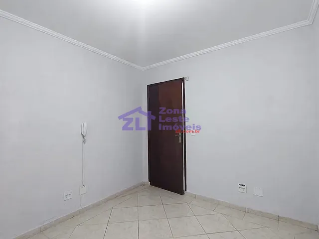 Sala para alugar, no bairro Sítio Pinheirinho em São Paulo