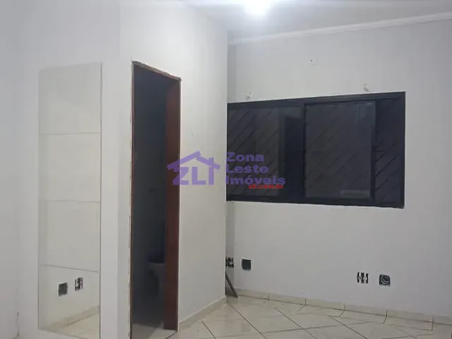 Sala para alugar, no bairro Sítio Pinheirinho em São Paulo