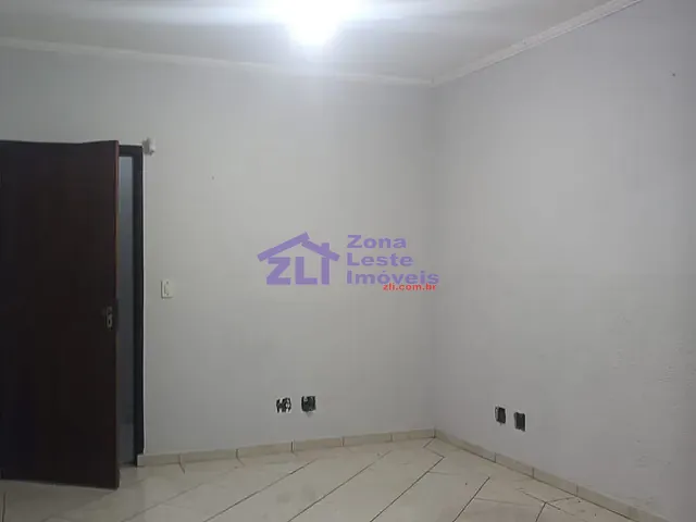 Sala para alugar, no bairro Sítio Pinheirinho em São Paulo