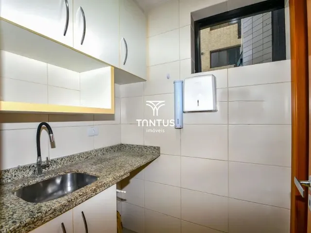 Sala à venda, no bairro Batel em Curitiba