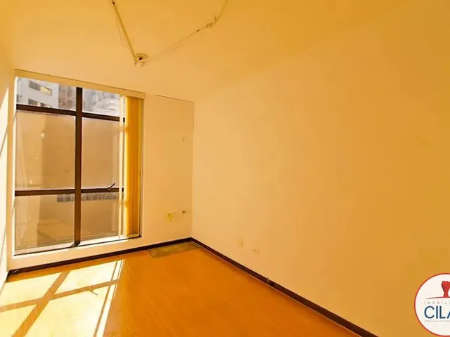 Sala para alugar, no bairro Mercês em Curitiba