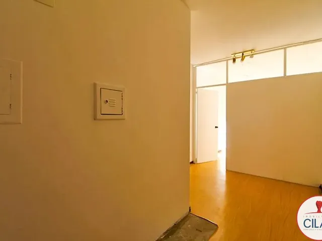 Sala para alugar, no bairro Mercês em Curitiba