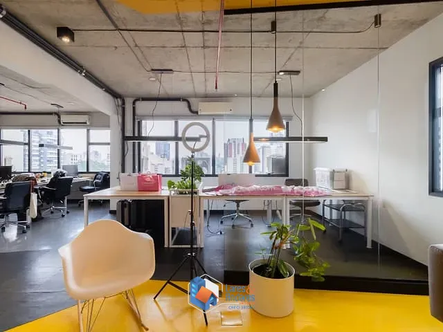 Sala com 340m², à venda, no bairro Pinheiros em São Paulo