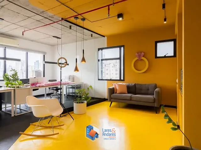 Sala com 340m², à venda, no bairro Pinheiros em São Paulo