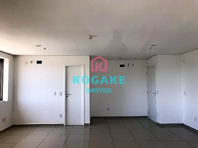 Sala à venda, no bairro Jardim Oswaldo Cruz em São José dos Campos