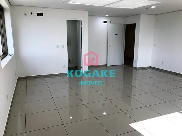 Sala à venda, no bairro Jardim Oswaldo Cruz em São José dos Campos
