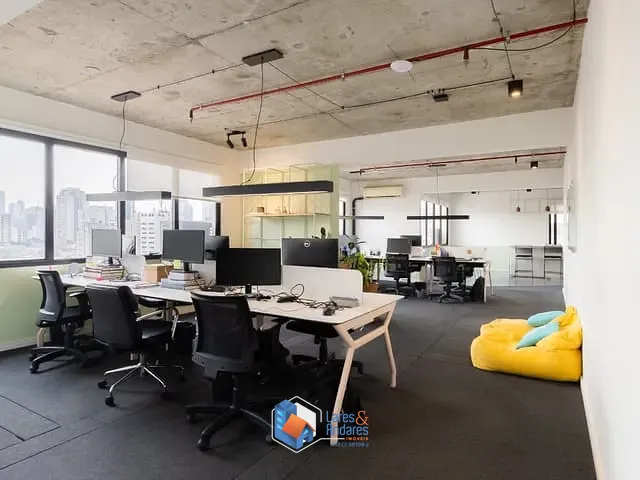 Sala com 340m², à venda, no bairro Pinheiros em São Paulo