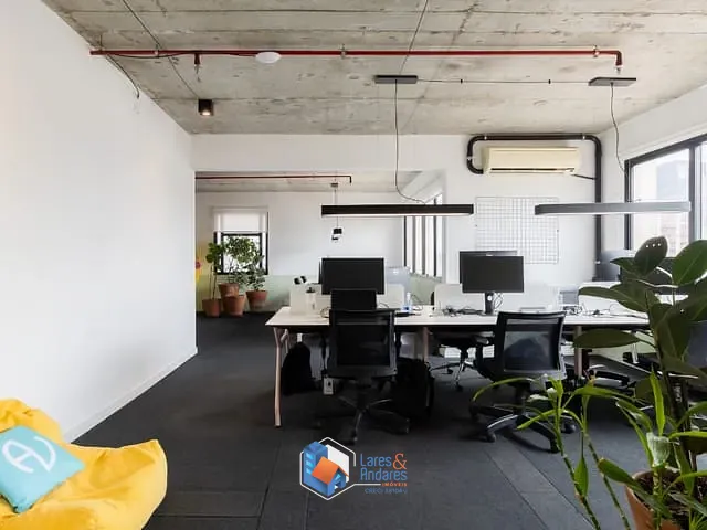Sala com 340m², à venda, no bairro Pinheiros em São Paulo