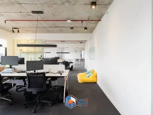 Sala com 340m², à venda, no bairro Pinheiros em São Paulo