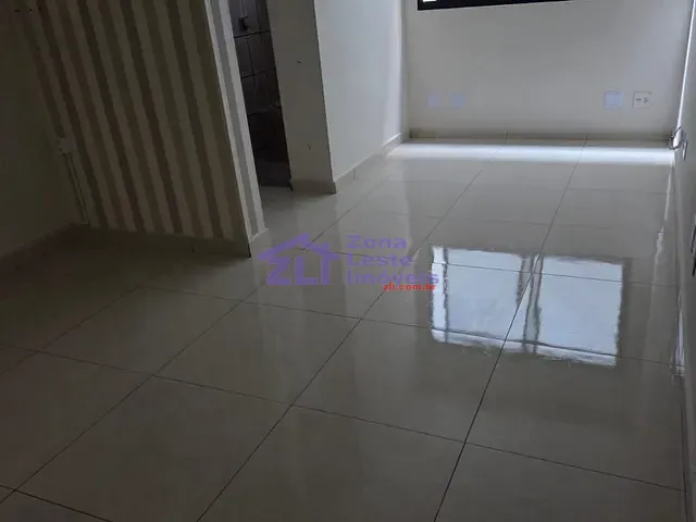 Sala para alugar, no bairro Sítio Pinheirinho em São Paulo