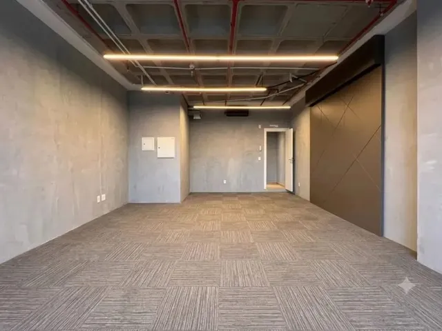 Sala para alugar, no bairro Seminário em Curitiba