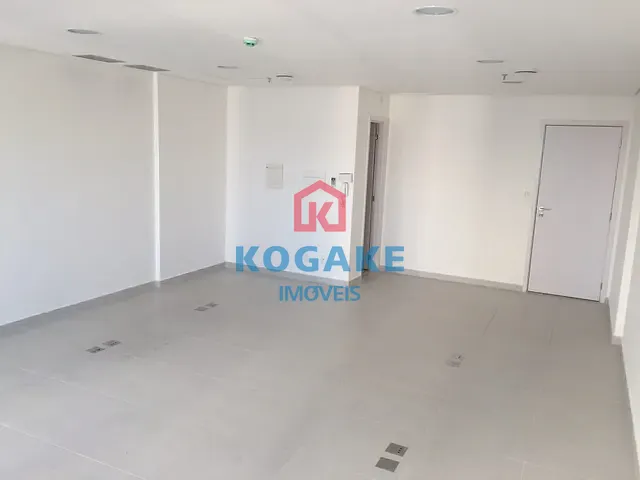 Sala à venda, no bairro Parque Residencial Aquarius em São José dos Campos