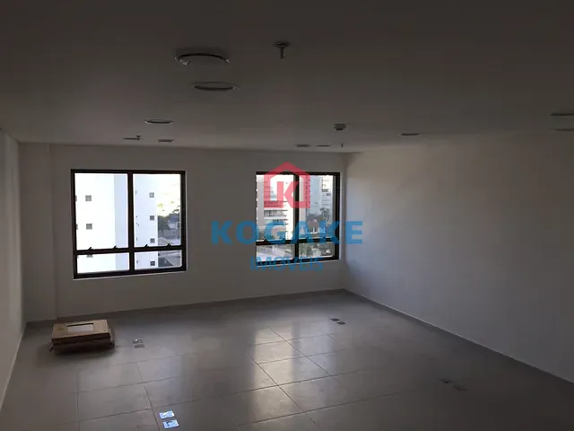Sala à venda, no bairro Parque Residencial Aquarius em São José dos Campos