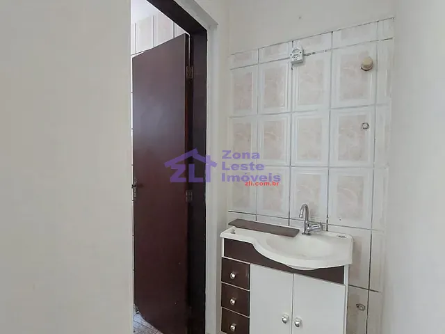 Sala para alugar, no bairro Sítio Pinheirinho em São Paulo