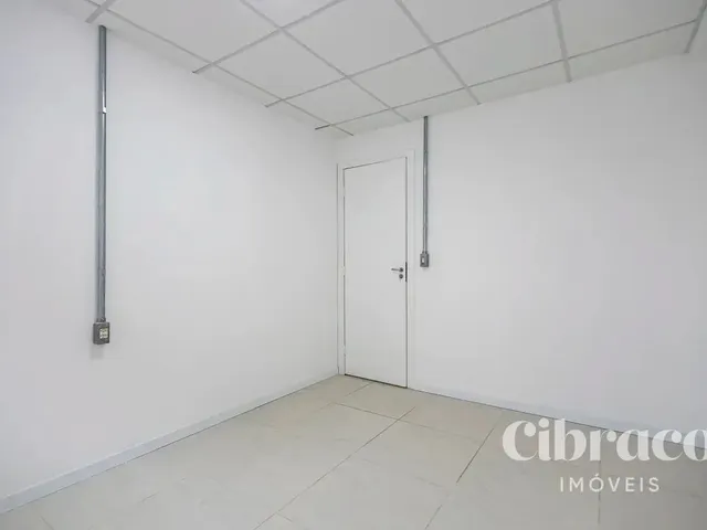 Sala para alugar, no bairro Centro Cívico em Curitiba