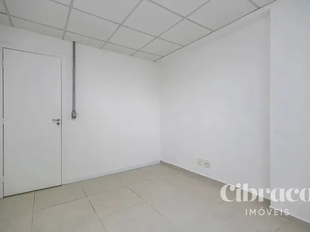 Sala para alugar, no bairro Centro Cívico em Curitiba
