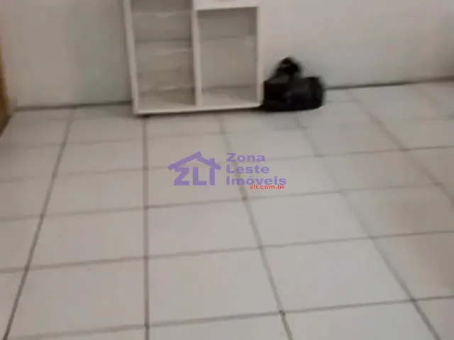 Sala com 80m², para alugar, no bairro Vila Gomes Cardim em São Paulo