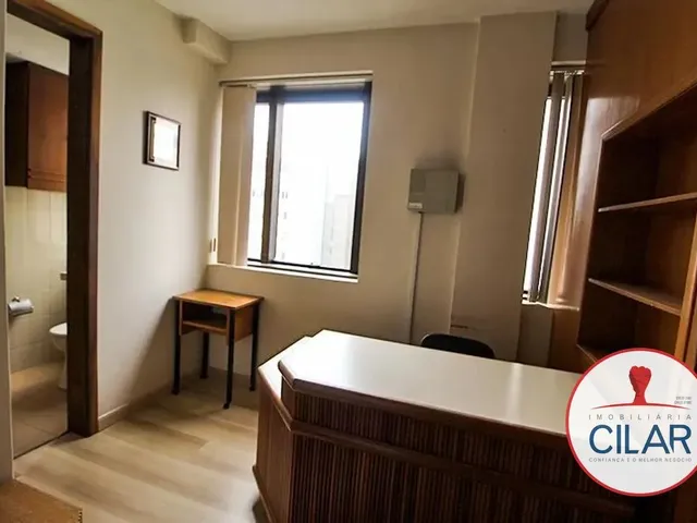 Sala para alugar, no bairro Centro em Curitiba