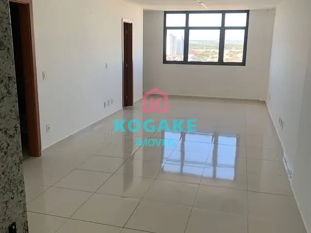 Sala à venda ou para alugar, no bairro Centro em São José dos Campos