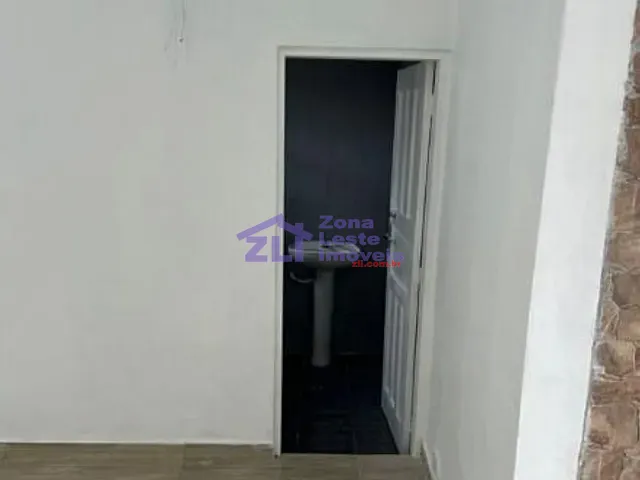 Sala para alugar, no bairro Vila Carrão em São Paulo