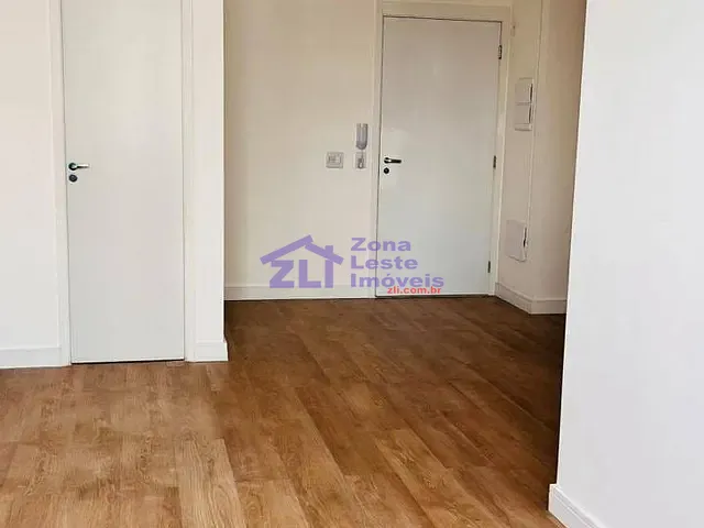 Sala para alugar, no bairro Vila Prudente em São Paulo